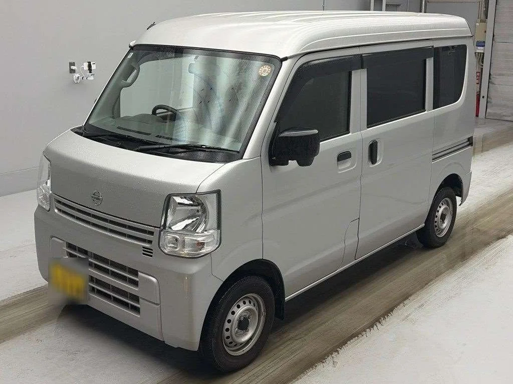 Nissan NV100 Clipper DR17V 2023